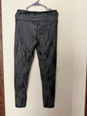 Mono B XL Black Camo High Waisted Leggings Sculpting Performance Activewear